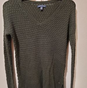 American eagle knit sweater